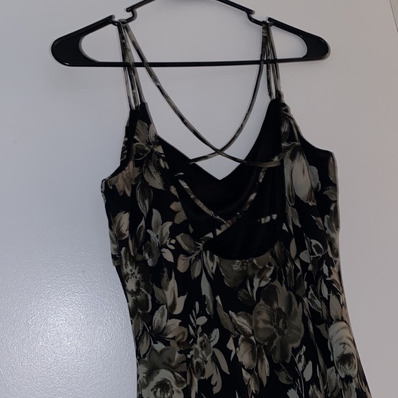 Alyn Paige- Black/Green Floral Midi Dress- Size 11 - Picture 7 of 8